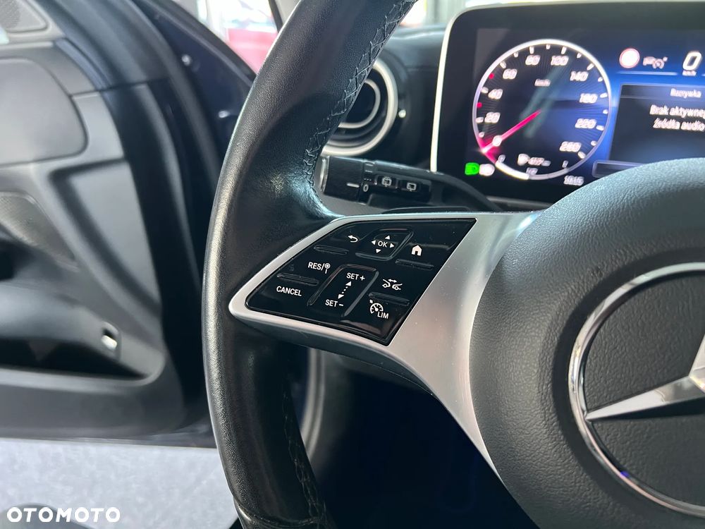 Mercedes-Benz Klasa C 220 d 4MATIC 9G-TRONIC - 27