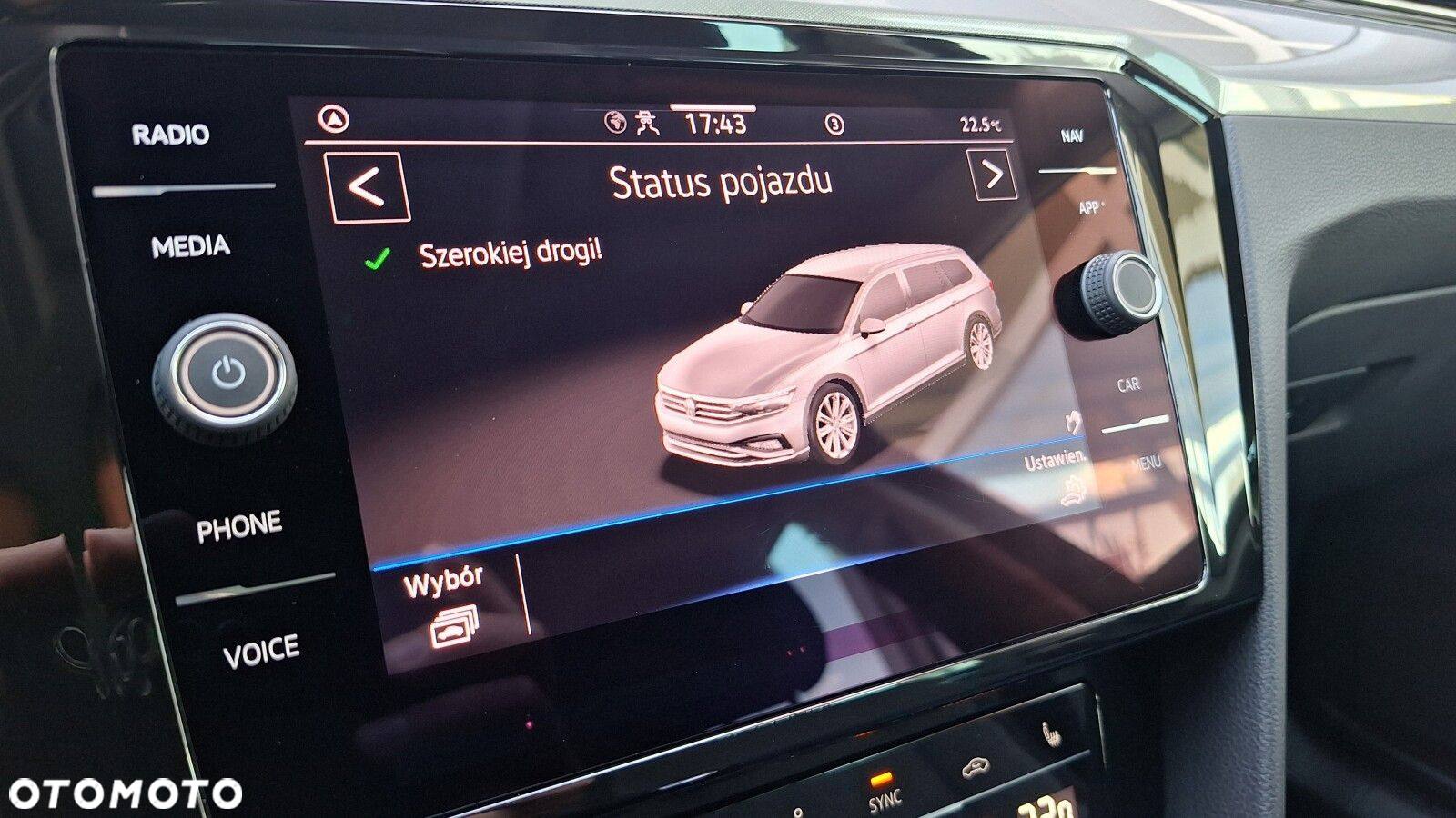 Volkswagen Passat 2.0 TDI EVO Business DSG - 23
