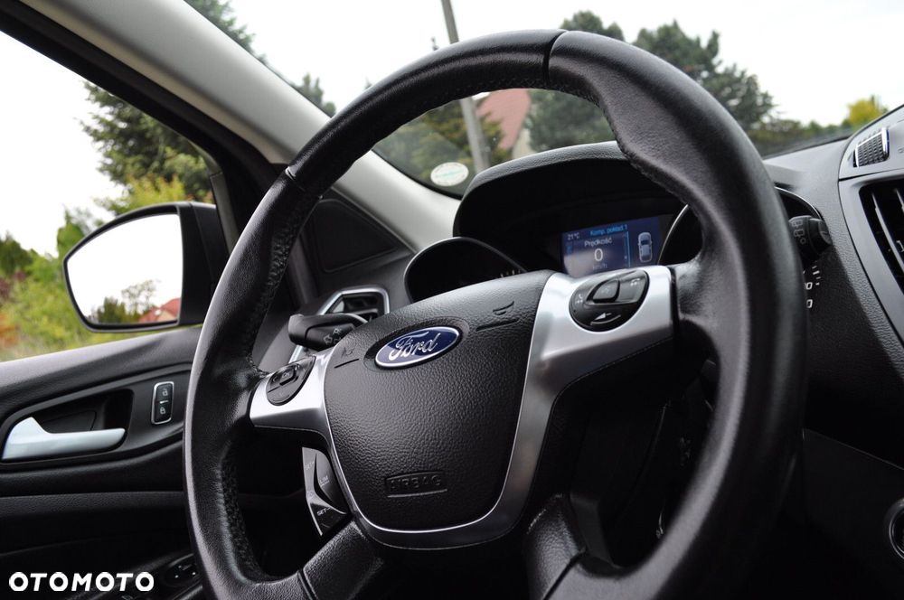 Ford Kuga - 10