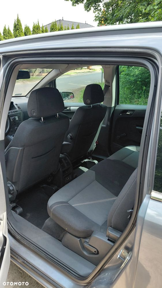 Opel Zafira 1.8 Elegance - 11