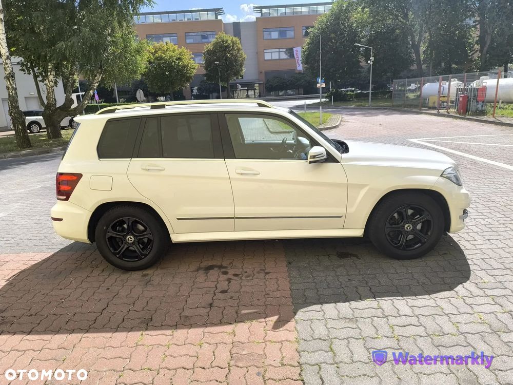 Mercedes-Benz GLK 350 4-Matic - 23