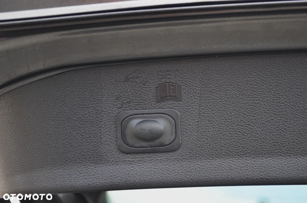 Ford Kuga 2.0 TDCi 4x4 Titanium - 11