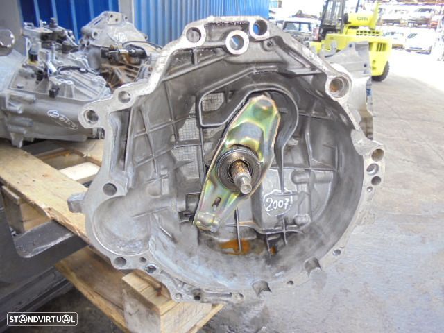 Caixa Velocidades DUK AUDI A4 2000 1.9TDI 115CV 5P CINZA DIESEL 5V - 1