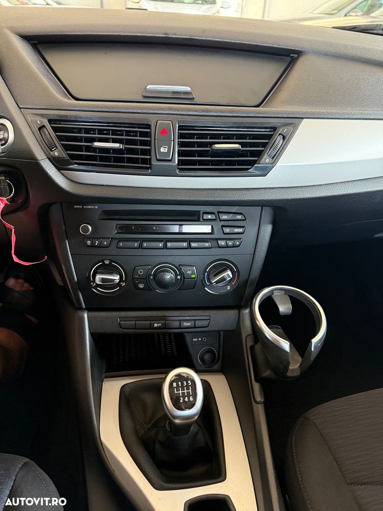 BMW X1 sDrive18d - 10