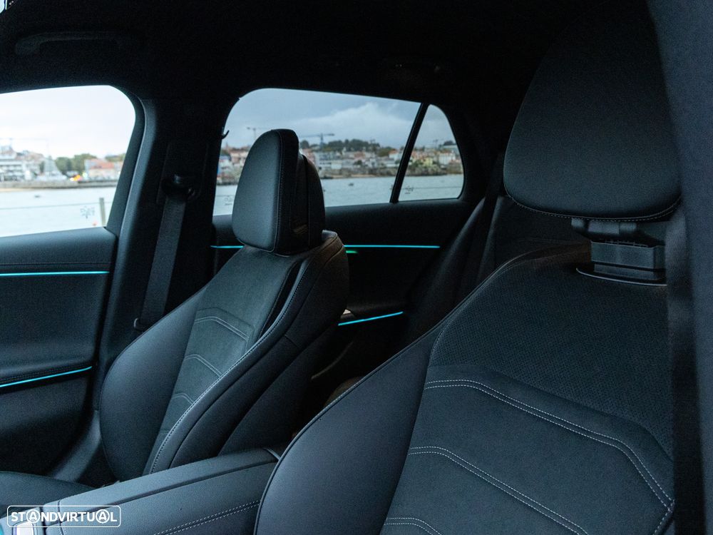 Mercedes-Benz E 300 de - 22