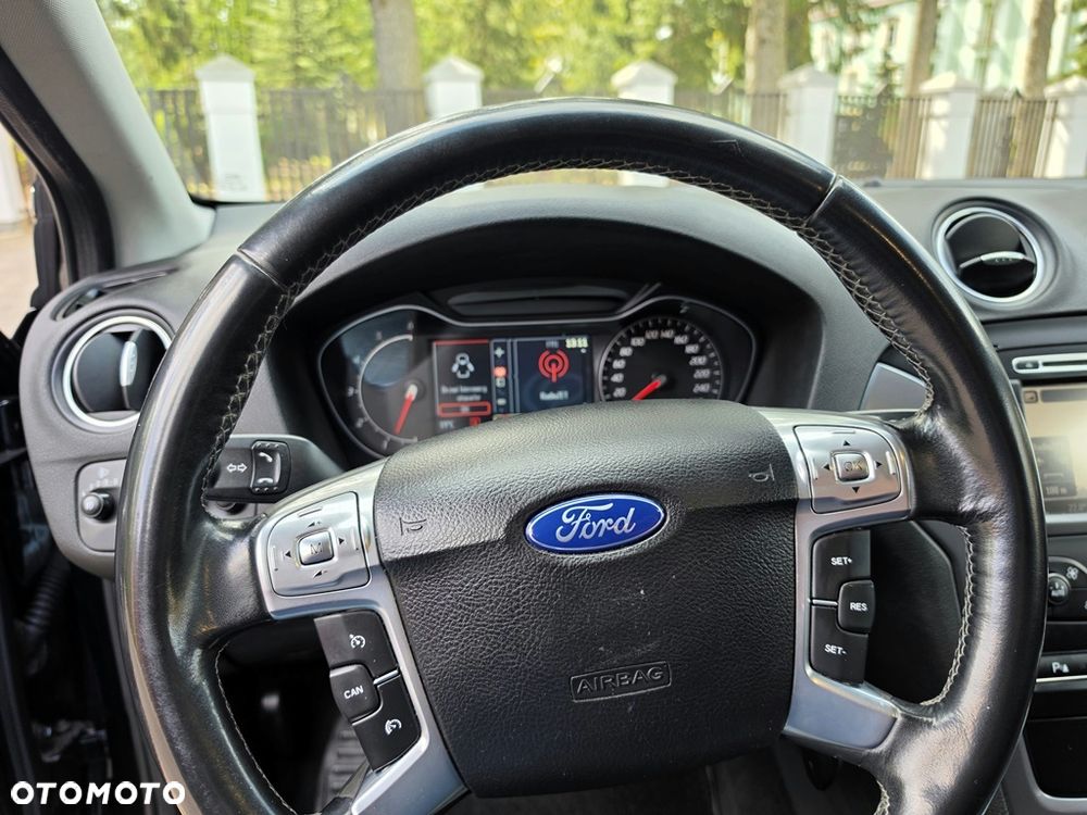 Ford Mondeo 2.0 TDCi Business Edition - 34