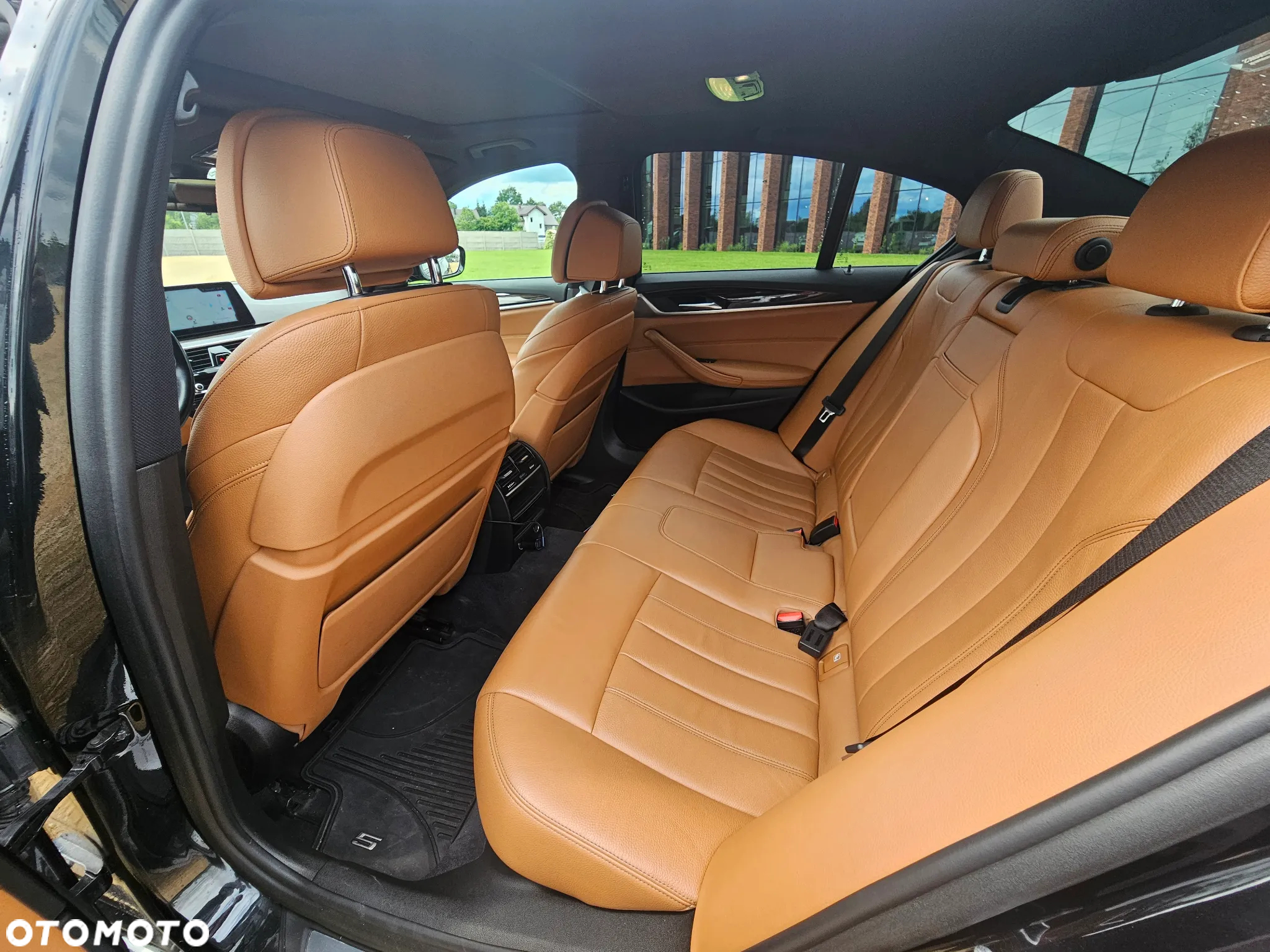 BMW Seria 5 530d xDrive Sport - 15
