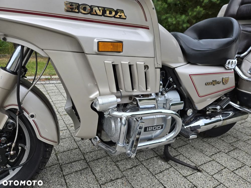 Honda GL - 35