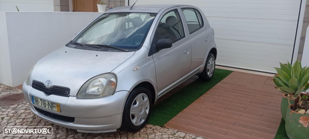 Toyota Yaris 1.0 Terra DA - 4