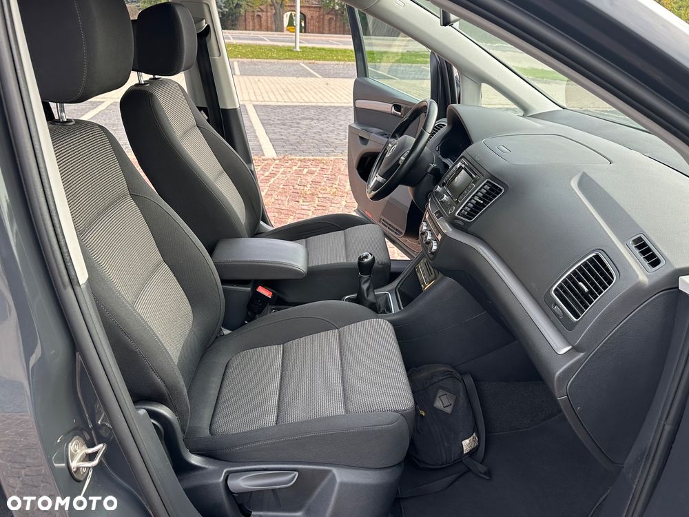 Volkswagen Sharan 2.0 TDI BlueMotion Technology Comfortline - 16