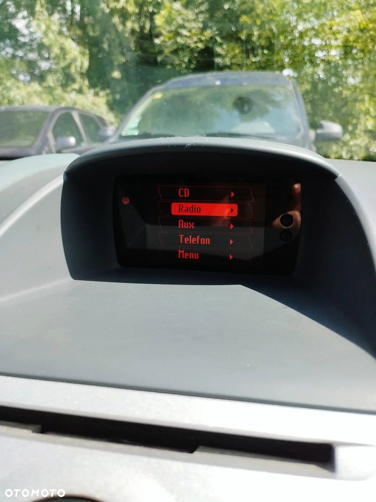 Ford Fiesta 1.6 TDCi DPF Gold X - 35