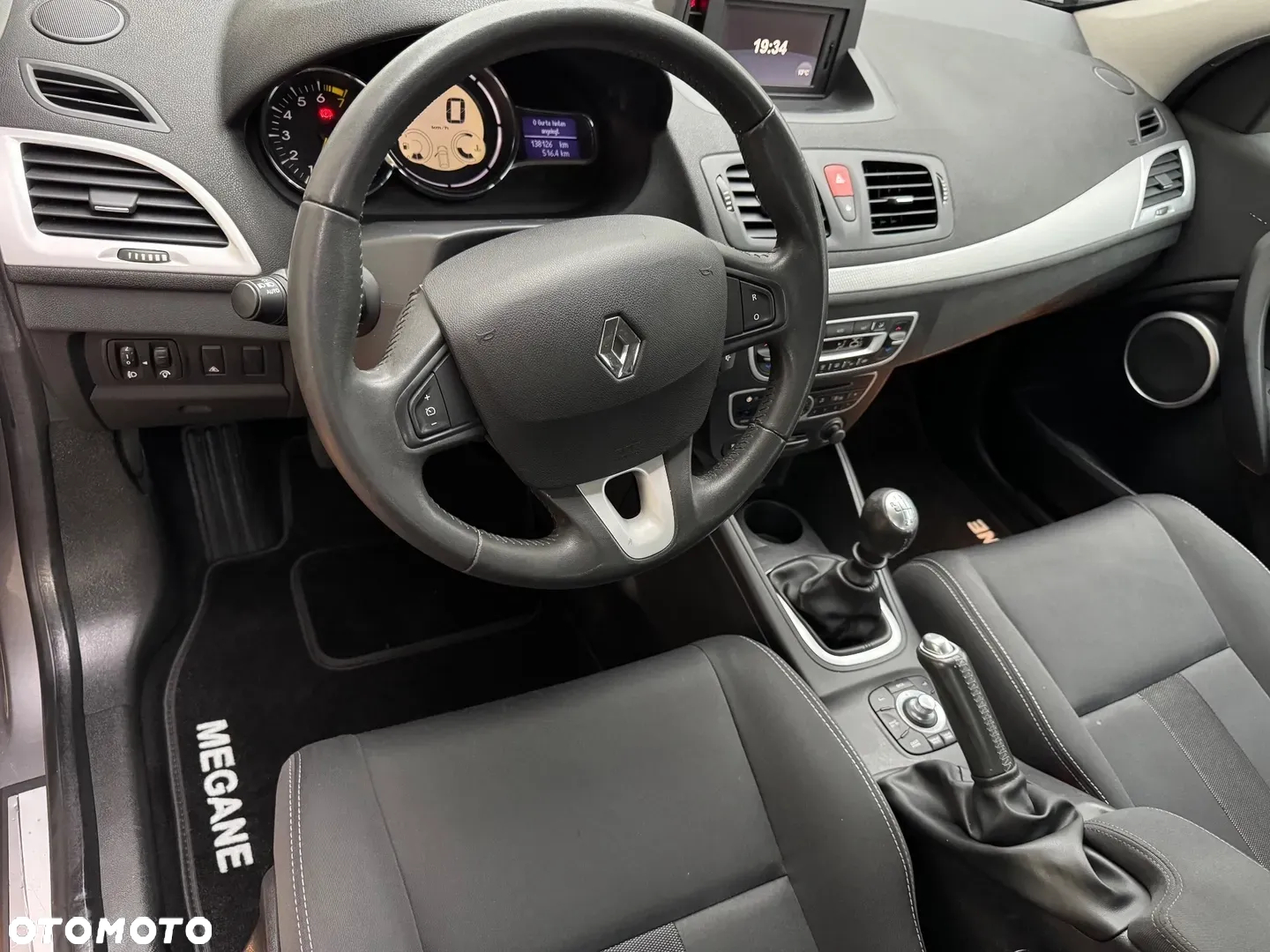 Renault Megane 1.6 16V 110 LIMITED - 15