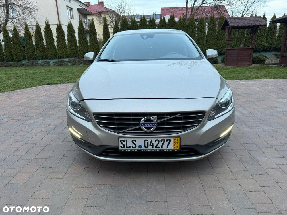 Volvo V60 D3 Momentum - 3