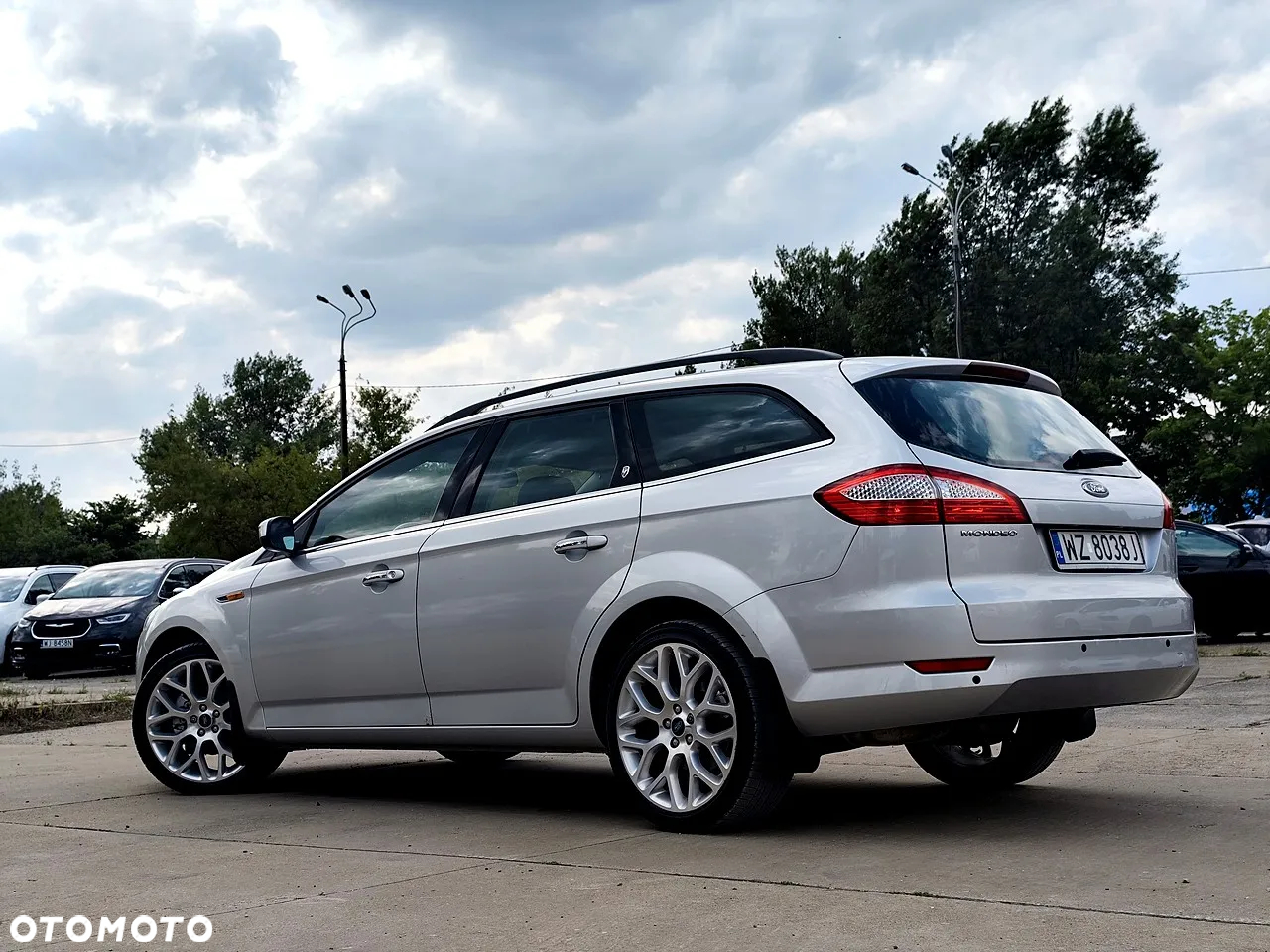 Ford Mondeo 2.0 TDCi Ghia - 4