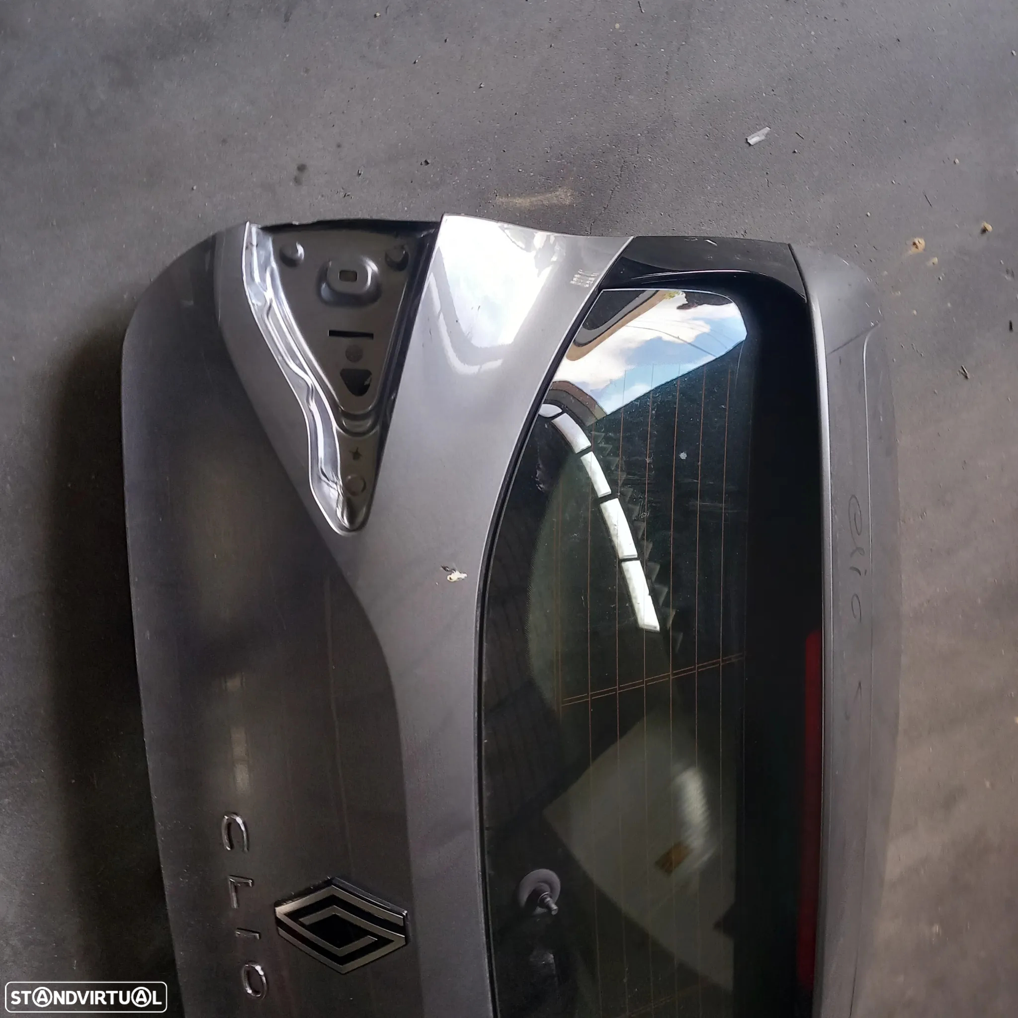 Mala renault clio 5 ultimo modelo - 2