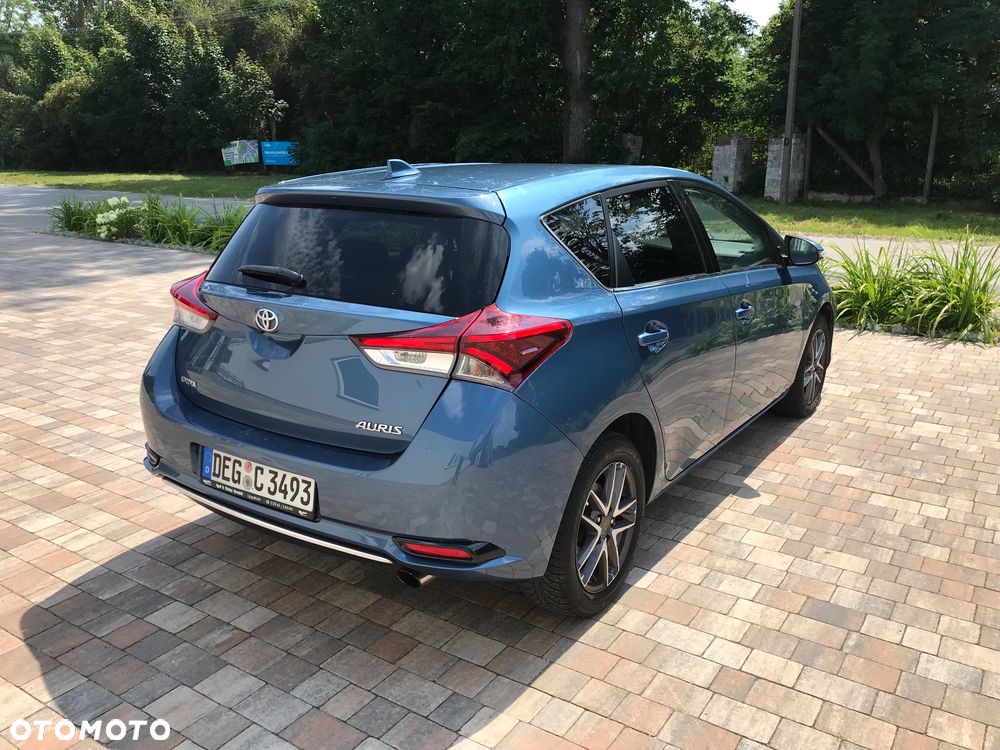 Toyota Auris - 4