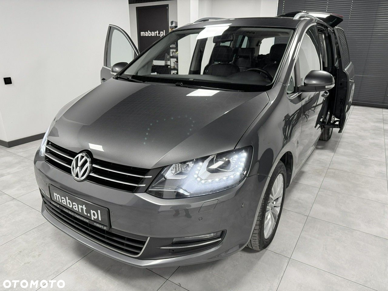 Volkswagen Sharan 2.0 TDI DSG BlueMotion Technology Highline - 16