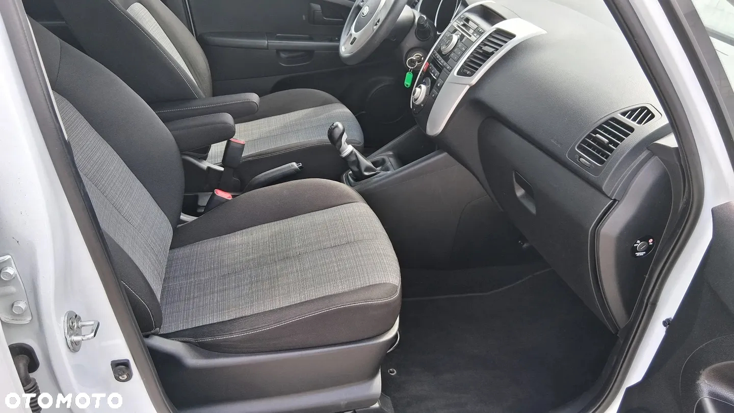 Kia Venga 1.4 CVVT Edition 7 - 13