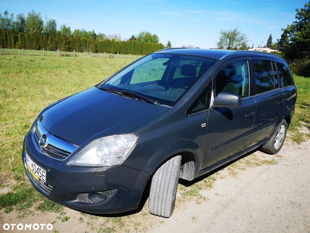 Opel Zafira - 2