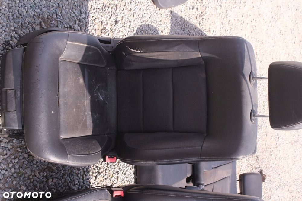 Fotele Kanapa Alkantara Mercedes W212 Lift Sedan - 4