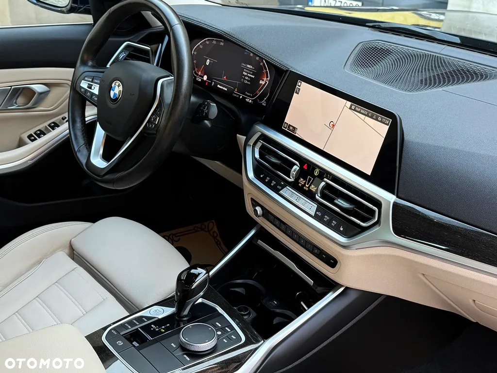 BMW Seria 3 320d Touring Luxury Line - 33