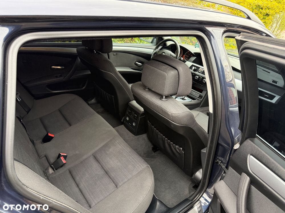 BMW Seria 5 520d Edition Exclusive - 27