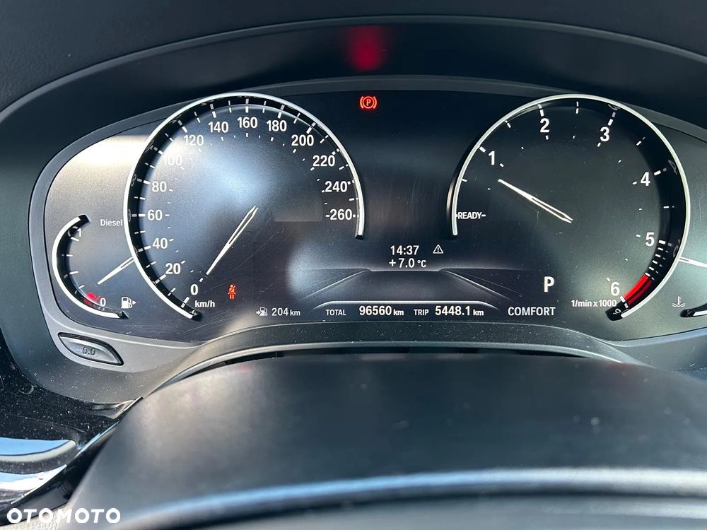 BMW Seria 5 520d xDrive Luxury Line - 12