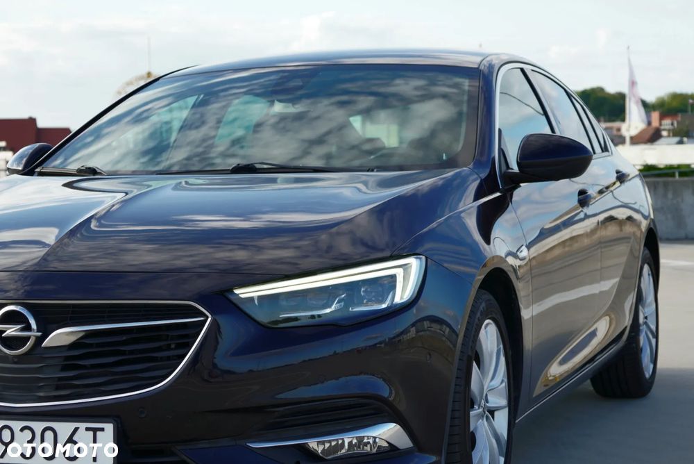Opel Insignia 2.0 Exclusive - 11