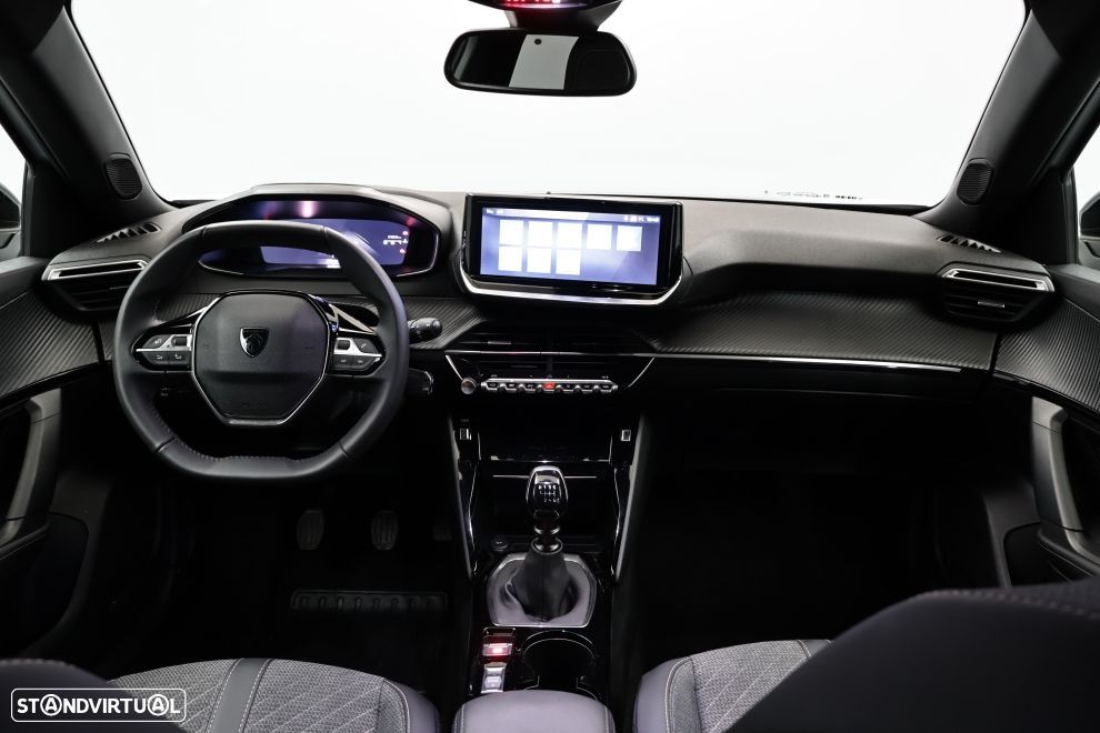 Peugeot 2008 1.2 PureTech Allure - 18