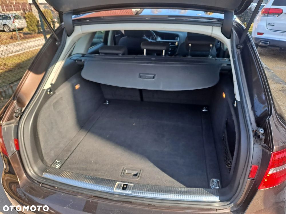 Audi A4 Avant 2.0 TDI DPF Ambiente - 10