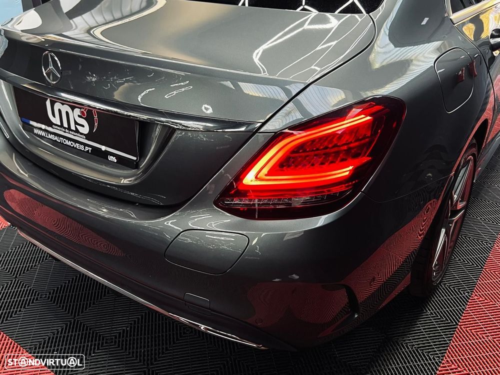 Mercedes-Benz C 300 de AMG Line - 16
