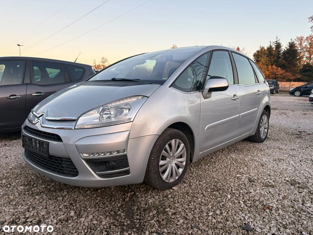 Citroen C4 Picasso 2011 photo 3