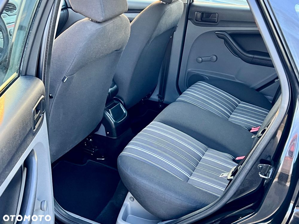 Ford Focus 1.6 TDCi Trend - 11