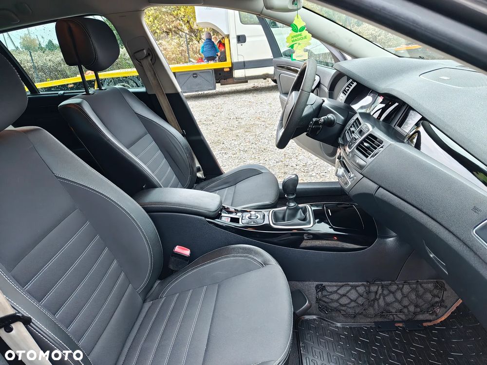 Renault Laguna - 8