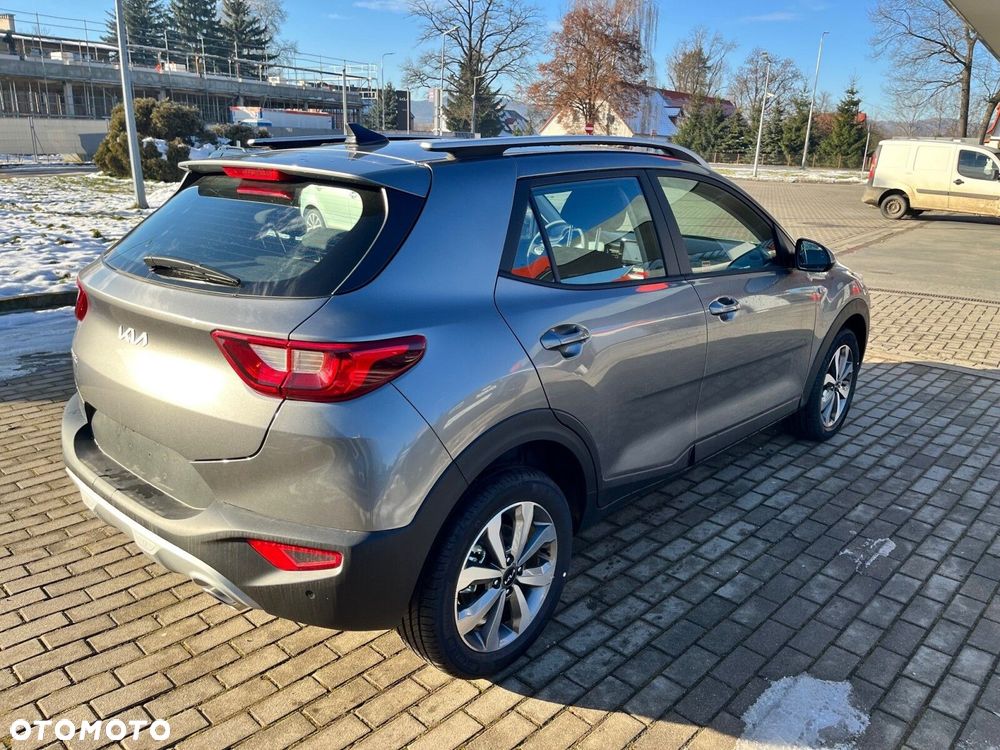 Kia Stonic - 2