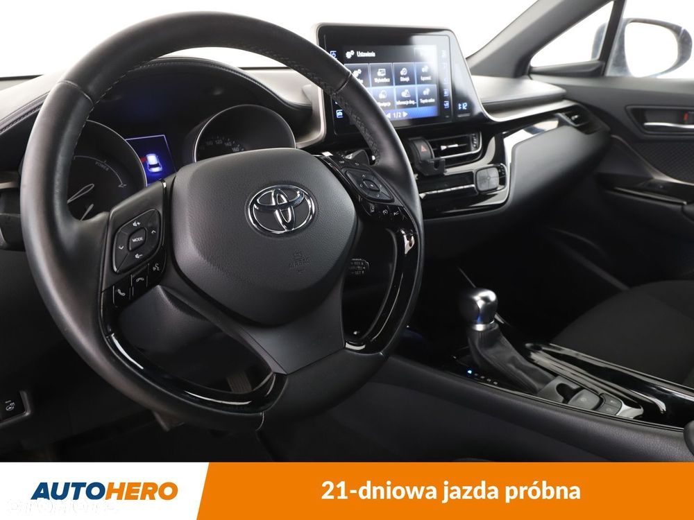Toyota C-HR - 12