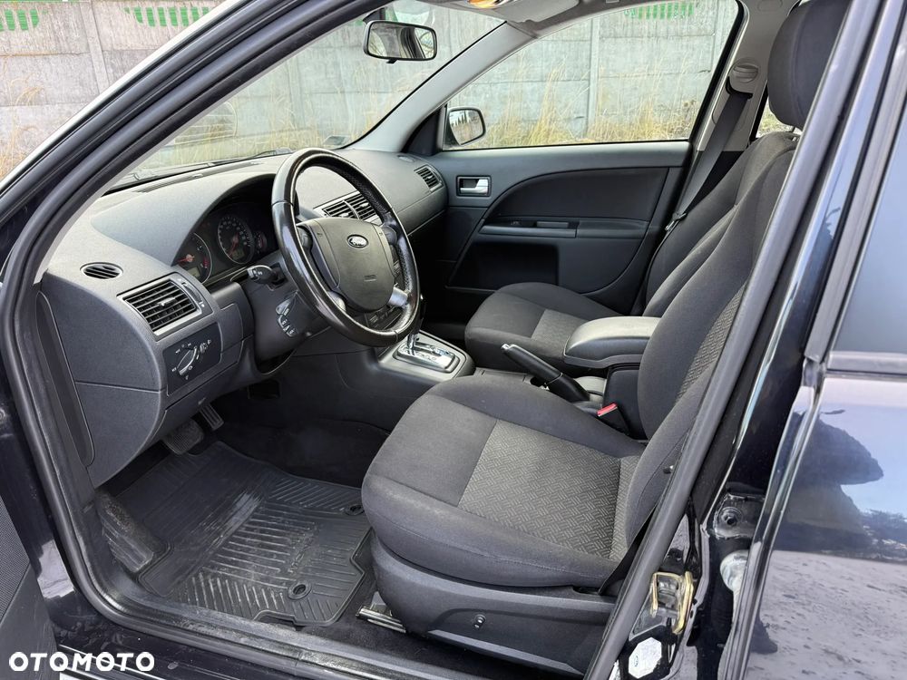 Ford Mondeo 2.0 TDCi Ghia - 6