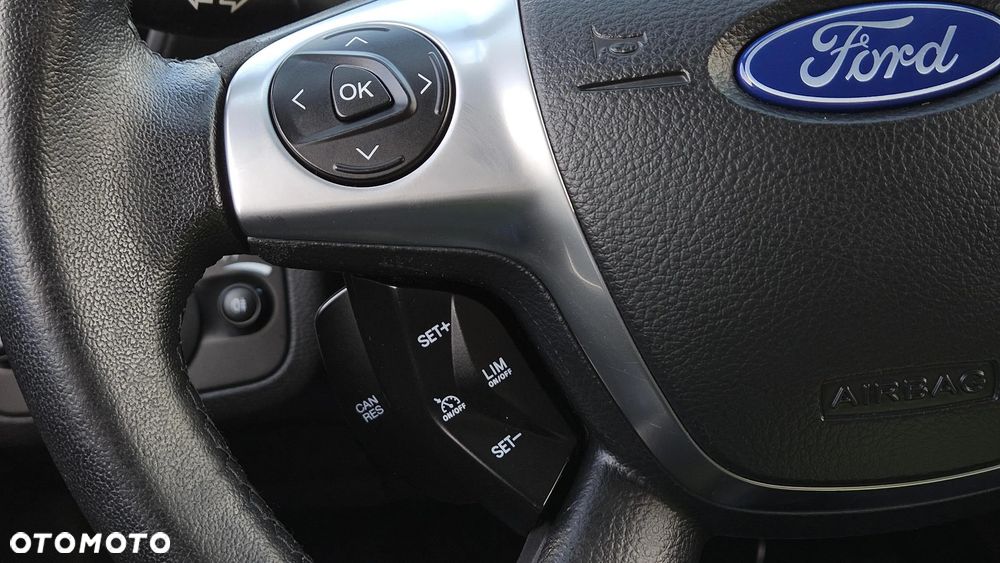 Ford Kuga 2.0 TDCi 4x4 Trend - 34