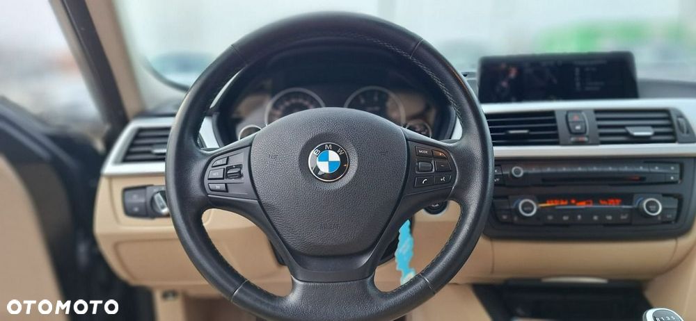 BMW Seria 3 - 17