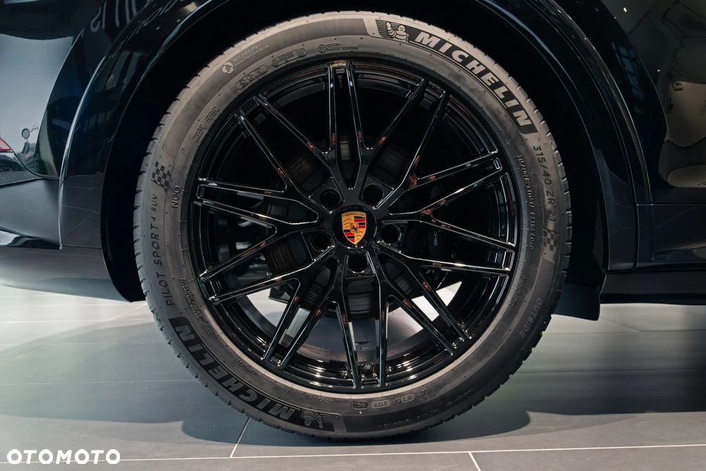 Porsche Cayenne E-Hybrid PHEV Black Edition - 11