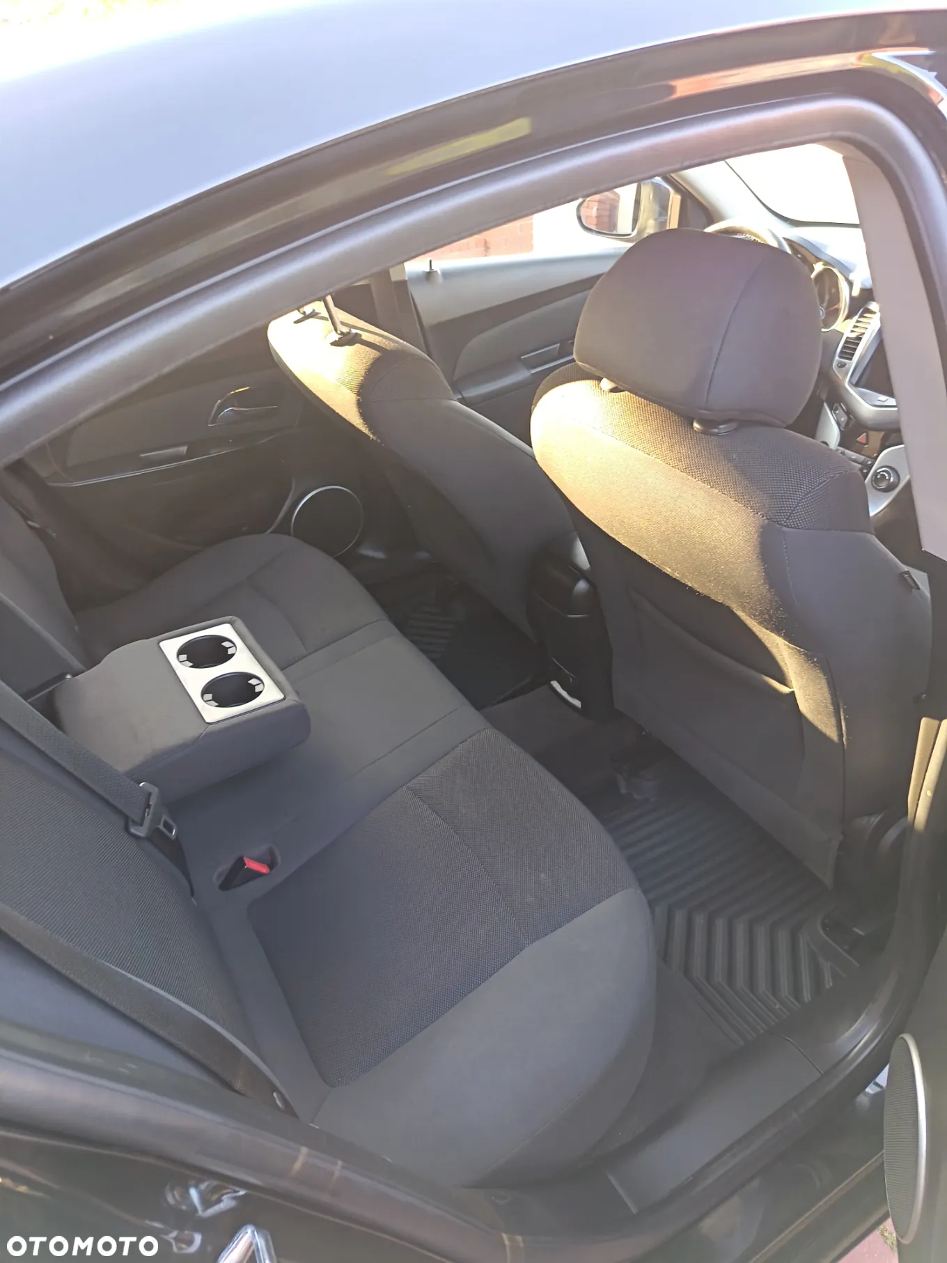 Chevrolet Cruze 1.8 LS+ - 13