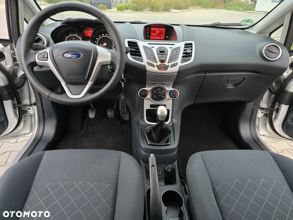 Ford Fiesta - 18