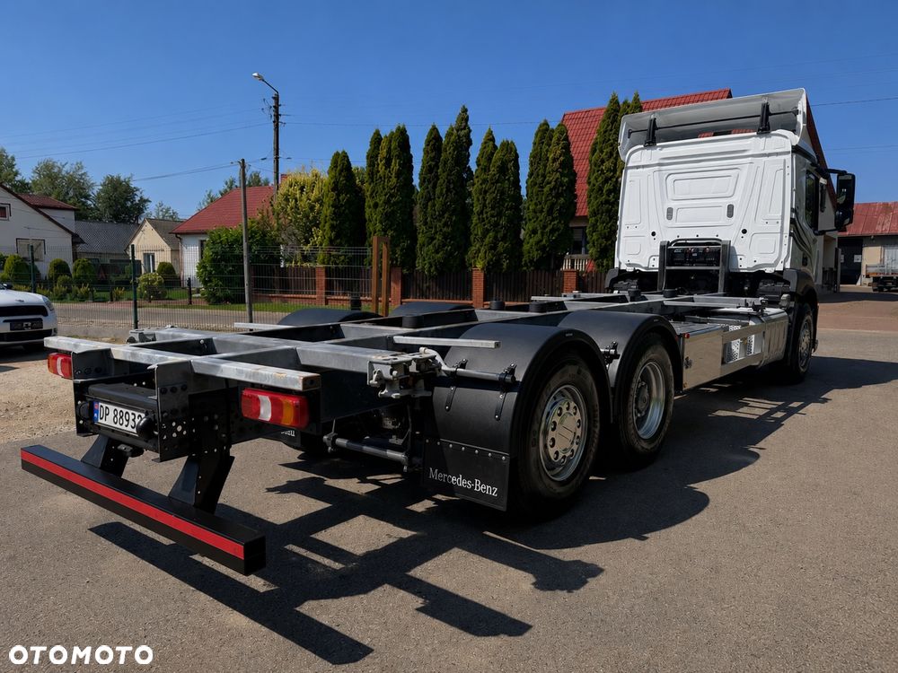 Mercedes-Benz ANTOS / 2535 / STAN IDEALNY ** NISKI PRZEBIEG 73.405 km **/ ACC / E 6 / MP 5 / BDF 7.15 , 7.45 M/ RAMA/ / DMC 27T / LED /OŚ SKRETNA / - 8
