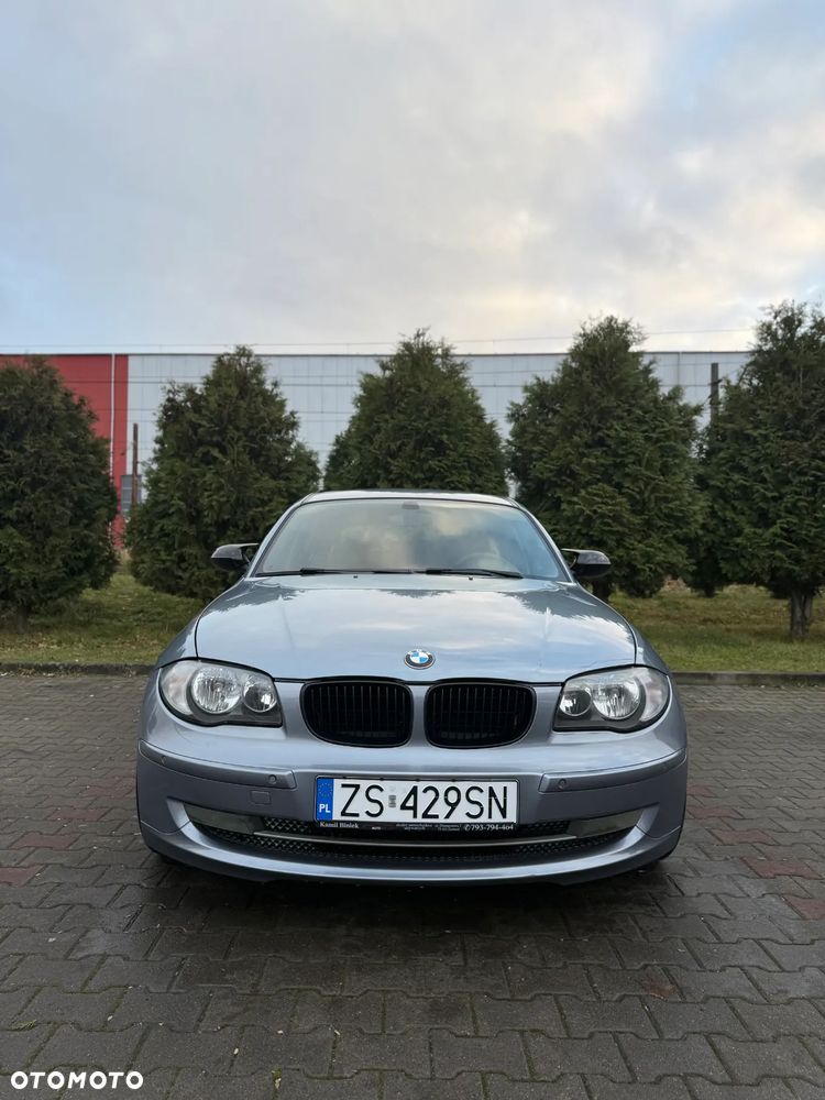 BMW Seria 1 116i - 1