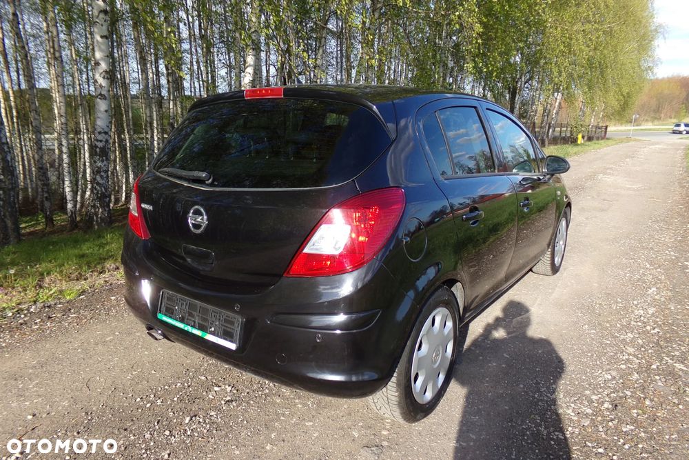Opel Corsa - 8