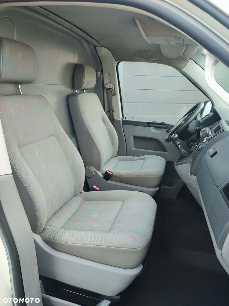 Volkswagen Transporter - 13