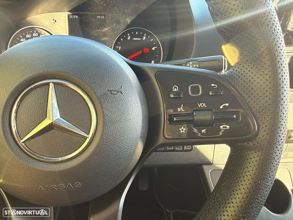 Mercedes-Benz Sprinter - 9