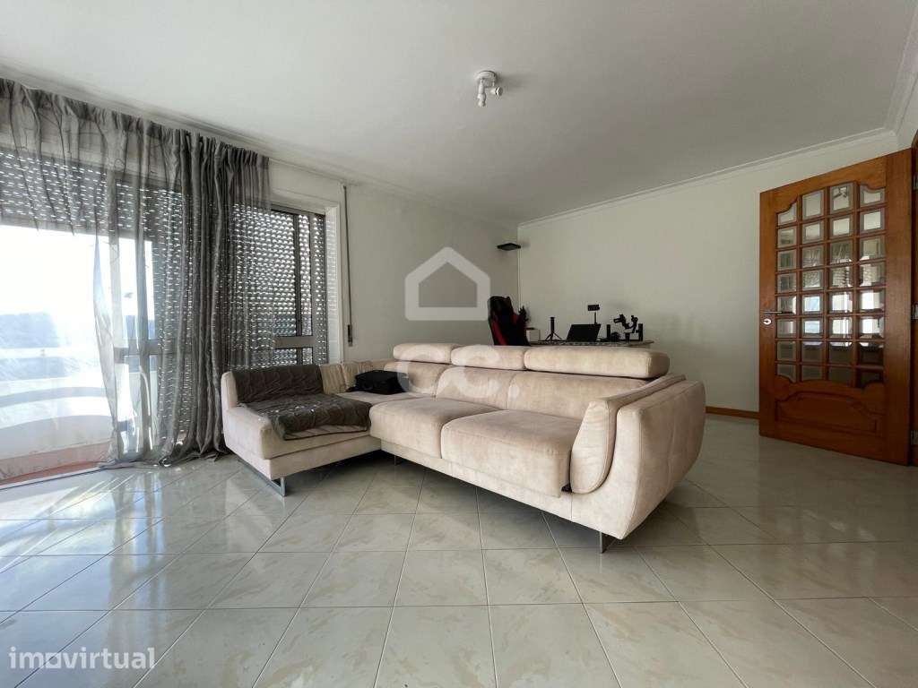 Apartamento T3 com garagem fechada - Grande imagem: 3/25