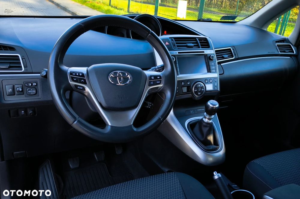 Toyota Verso - 16