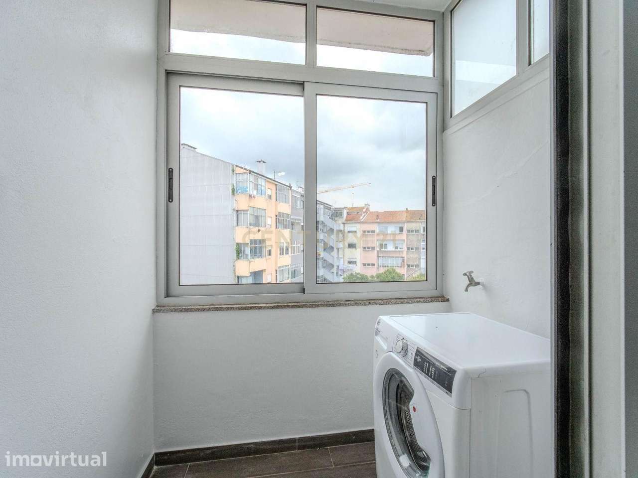ARRENDAMENTO - Apartamento T1+1 Duplex - Bonfim - Grande imagem: 4/25
